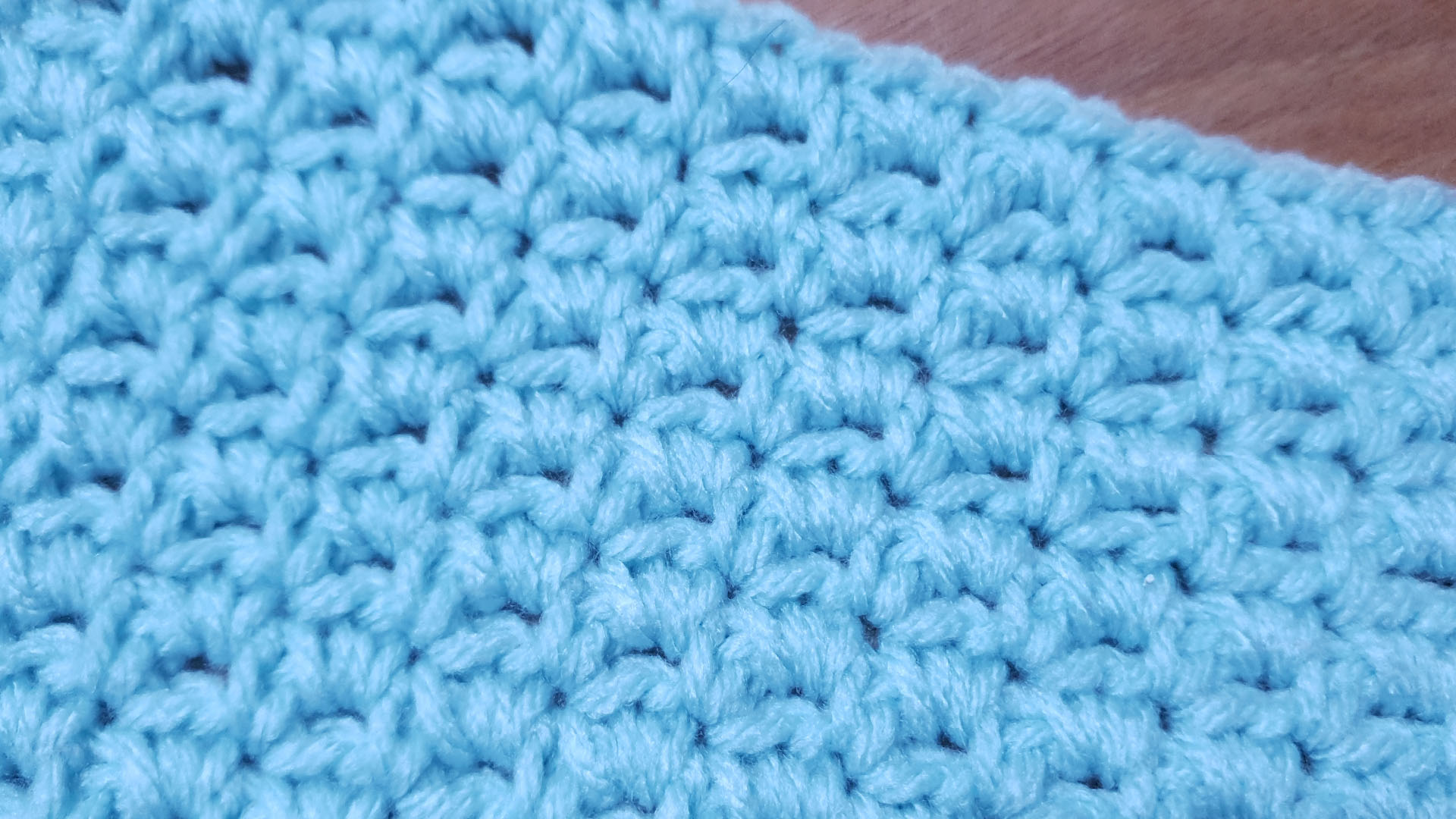How to crochet the sieve stitch