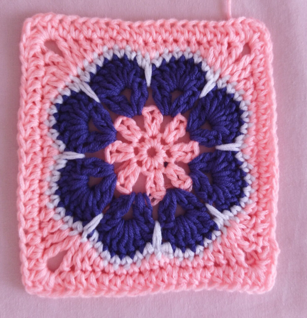 African flower crochet square Hand Crafts Ideas